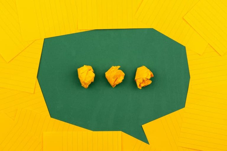 conversation bubble Feature Image For: How Effective are HR Chatbots